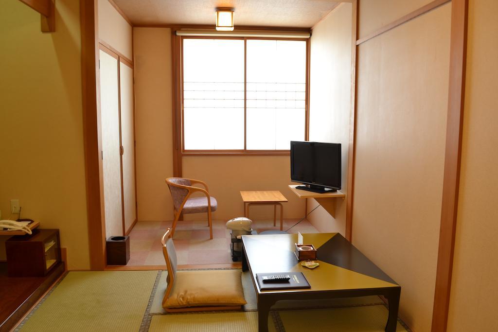 Akita Onsen Plaza Hotel Habitación foto