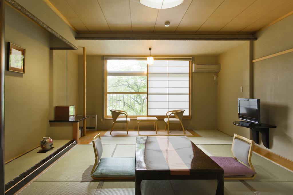 Akita Onsen Plaza Hotel Habitación foto